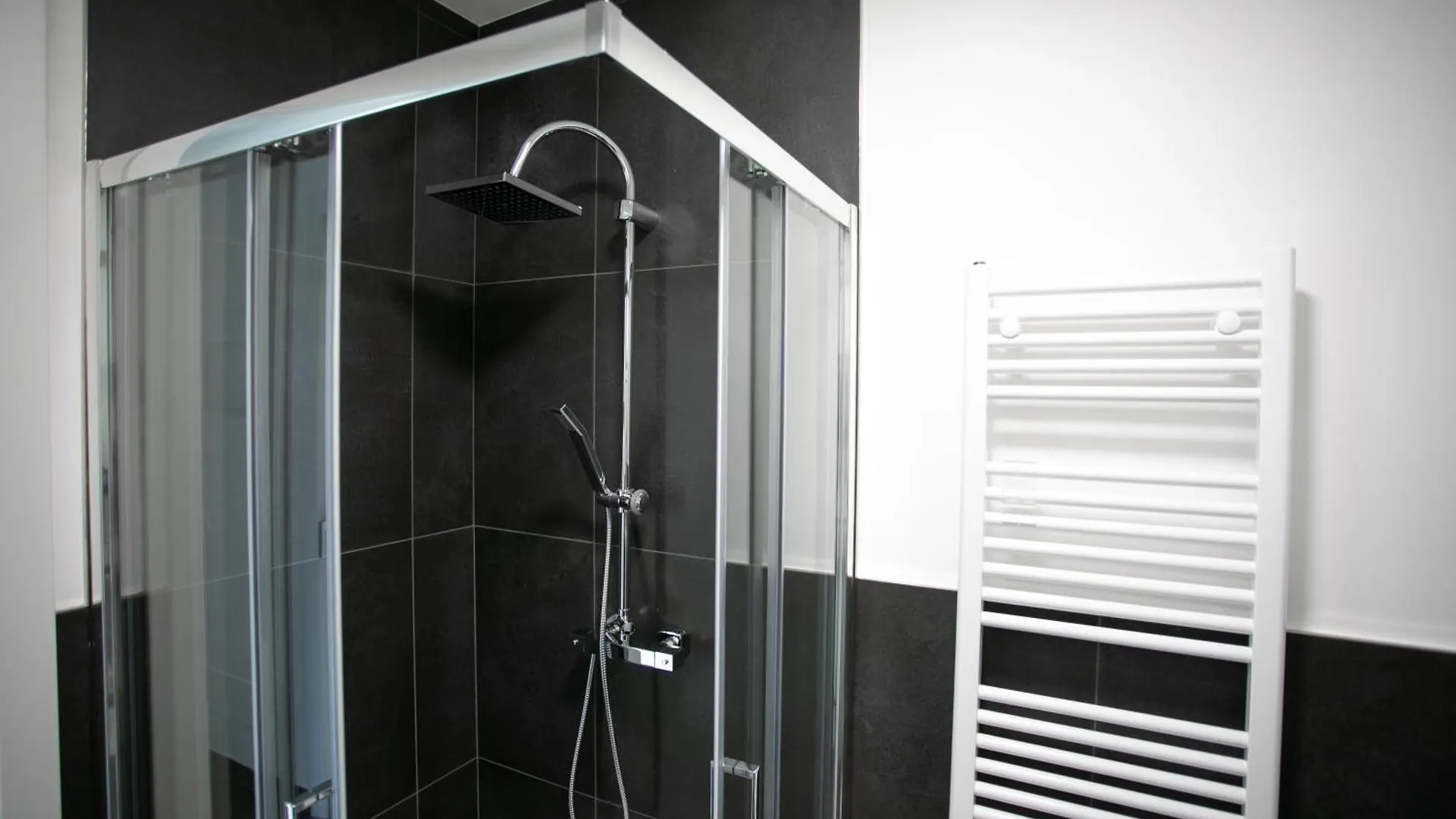 Iseolakerental - Il Villino Delle Rose Fonteno إيطاليا